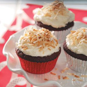 Red Velvet Cupcakes con receta de coco Frosting