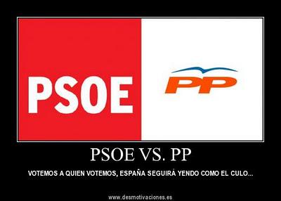 Rajoy besa en los labios a Rubalcaba al final de las elecciones