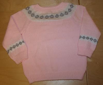 Jersey de greca....en rosa y para Carlota!