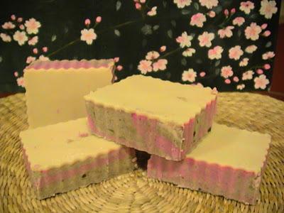 Jabón de Manteca de  Karite y Aguacate.