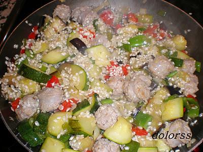 Arroz con longaniza y sanfaina