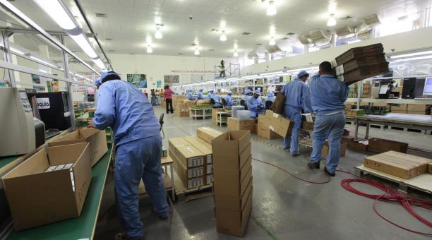 Proyecto de presupuesto 2012 prevé ejecutar 126 proyectos para ciencia y tecnología