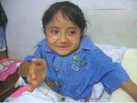 Correos electrónicos pidiendo ayuda