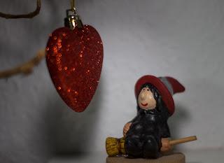 The storytelling: La bruja y el adorno de navidad.