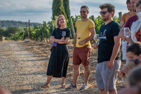 La Magdalena Flamenco se estrena con un tablao cercano e íntimo en el Alt Empordà La Magdalena Flamenco se estrena con un tablao cercano e íntimo en el Alt Empordà