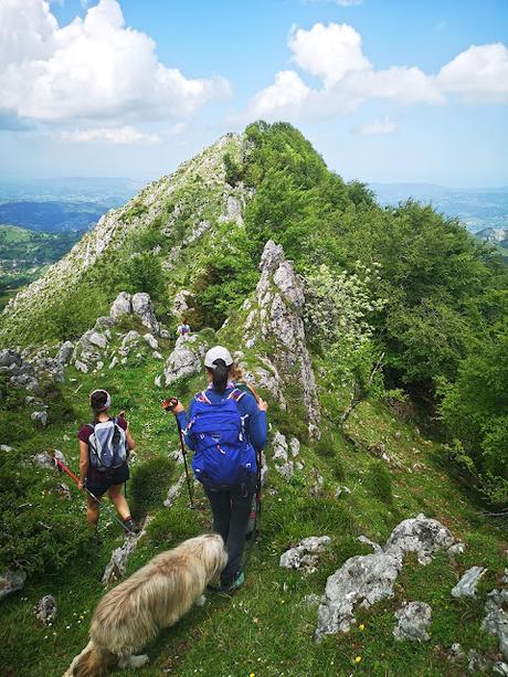 Integral a la Sierra de Peñamayor desde Les Praeres