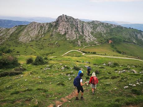 Integral a la Sierra de Peñamayor desde Les Praeres
