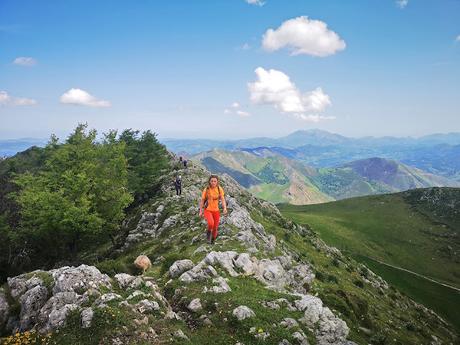 Integral a la Sierra de Peñamayor desde Les Praeres