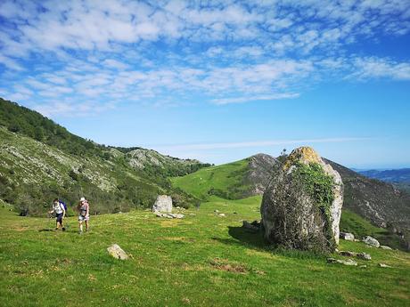 Integral a la Sierra de Peñamayor desde Les Praeres