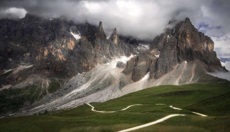 Conoce la altimetría del Passo Giau para los ciclistas en los Dolomitas italianos
