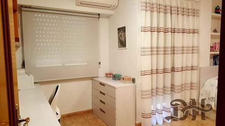 - Combinación de Estores y Cortinas.