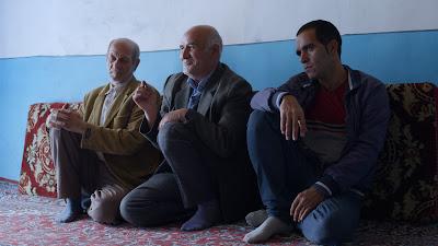 Los osos no existen; La represión como arma creativa