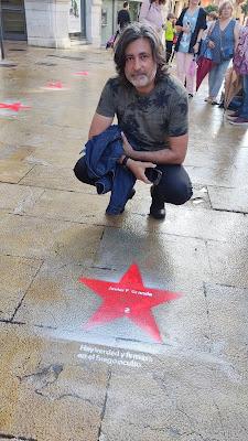 Paseo de la Fama: Poema colectivo para la Noche  Blanca de Avilés