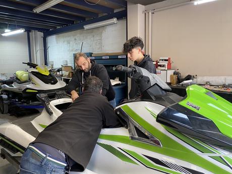 Comastech y YAMAHA colaboran para formar a jóvenes mecánicos Comastech y YAMAHA colaboran para formar a jóvenes mecánicos