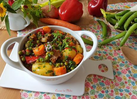 Estofado de ternera gallega con guisantes y patatas nuevas Estofado de ternera gallega con guisantes y patatas nuevas