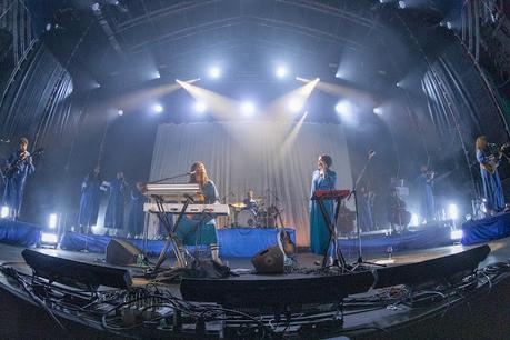 LOS ESTANQUES Y ANNI B SWEET + MCENROE EN NOCHES DEL BOTÁNICO: 'TODO A LA VEZ... SIN RECHISTAR' [CRÓNICA]