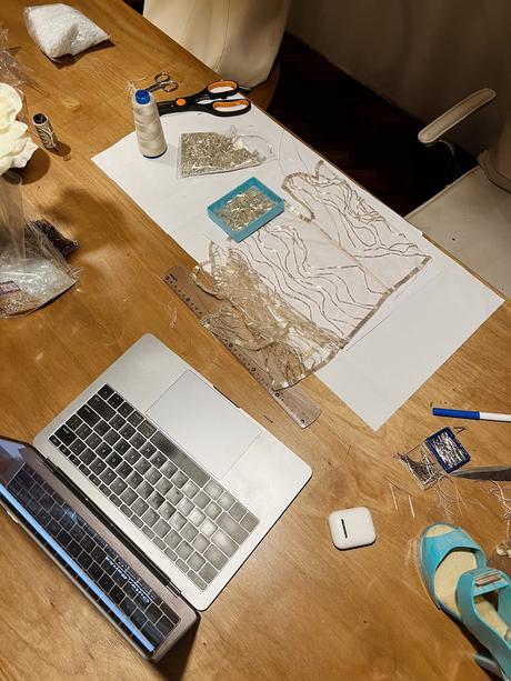 El arte ancestral del bordado a mano: el camino de Isabella Berrutti hacia la sustentabilidad.