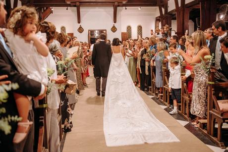 El arte ancestral del bordado a mano: el camino de Isabella Berrutti hacia la sustentabilidad.