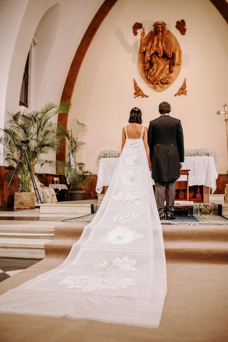 El arte ancestral del bordado a mano: el camino de Isabella Berrutti hacia la sustentabilidad.