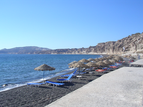 playa-vlychada-en-santorini