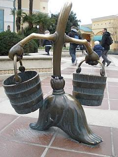 Disneyland Paris. Murciélagos entran gratis.