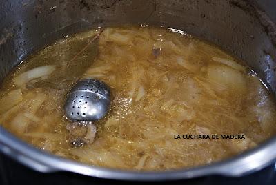 OSOBUCO ENCEBOLLADO