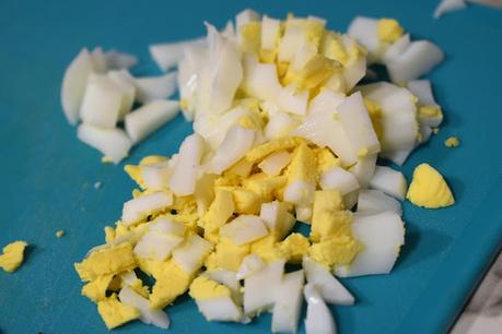 Timbal de tomate y mozarella bañado en salmorejo Timbal de tomate y mozarella bañado en salmorejo