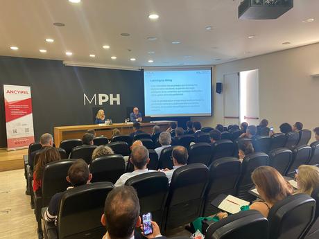 El Congreso de Formación e-Learning se clausura con la Formación Profesional y la IA como protagonistas El Congreso de Formación e-Learning se clausura con la Formación Profesional y la IA como protagonistas