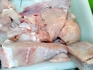 CAZUELA DE RAYA CON ALMEJAS, PATATAS Y CHICHAROS