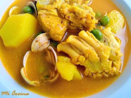 CAZUELA DE RAYA CON ALMEJAS, PATATAS Y CHICHAROS