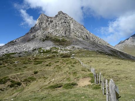 Villargusán-Las Argaxadas-Ubiña la Pequeña