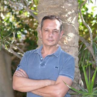 Reseña: Mala mar, Javier Rovira (RBA, 2022)