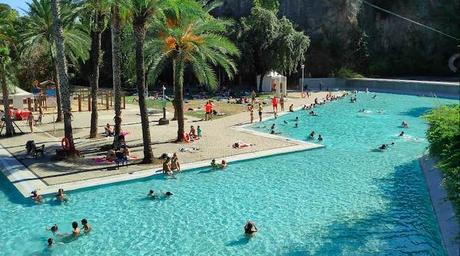 Verano en Barcelona: las mejores piscinas municipales para ir con niños lago-artificial-Creueta-del-Coll
