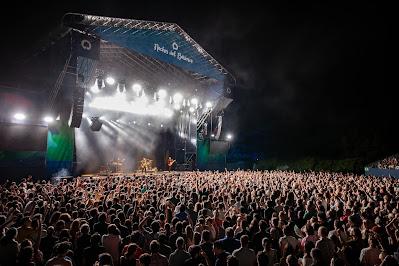 QUIQUE GONZÁLEZ EN NOCHES DEL BOTÁNICO: HONOR Y EMOCIÓN [CRÓNICA]
