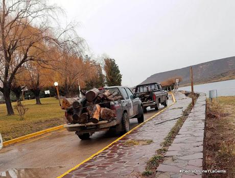 En Piedra del Águila el Wiñoy Chripantü se prepara bajo la lluvia