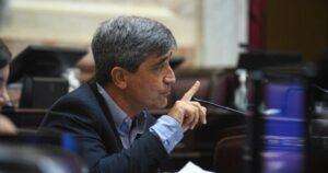 Manzur pone a Yedlin como diputado para poder reemplazarlo como senador