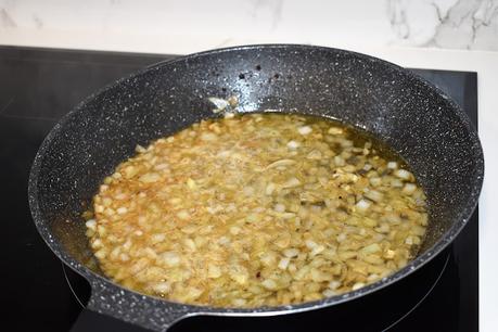 Albóndigas con salsa de tomate Albóndigas con salsa de tomate
