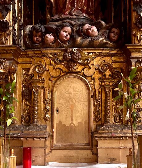 La iglesia de la Misericordia (6): el Retablo de la Virgen de la Alegría.