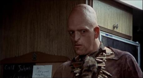 Terror en medio de la nada LAS COLINAS TIENEN OJOS