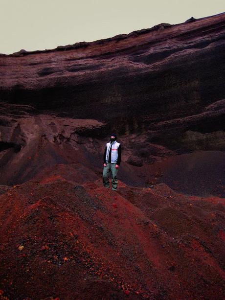 ERIK URANO: 'RADIOACTIVIDAD' ERIK URANO: 'RADIOACTIVIDAD'