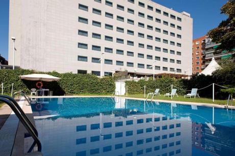 Los 10 mejores hoteles con piscina en Madrid nh-madrid-ventas