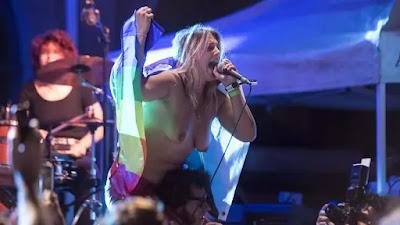 La Fiscalía de Murcia investiga la actuación de un agente de policía en el concierto de Sáiz.