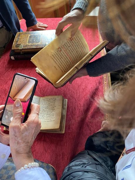 LA CUNA DEL IDIOMA ESPAÑOL. Informe para la Academia Norteamericana de Literatura Moderna Internacional. Por Nery Santos LA CUNA DEL IDIOMA ESPAÑOL. Informe para la Academia Norteamericana de Literatura Moderna Internacional. Por Nery Santos