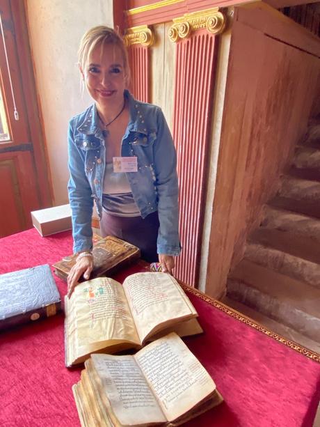 LA CUNA DEL IDIOMA ESPAÑOL. Informe para la Academia Norteamericana de Literatura Moderna Internacional. Por Nery Santos LA CUNA DEL IDIOMA ESPAÑOL. Informe para la Academia Norteamericana de Literatura Moderna Internacional. Por Nery Santos