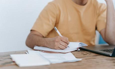 Zowa Education presenta los cuatro mejores cursos online para crecer en diferentes sectores Zowa Education presenta los cuatro mejores cursos online para crecer en diferentes sectores