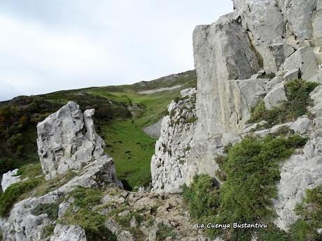 Les Bedules-Picu del Antiguu (Colláu Zorru)-Cazoli