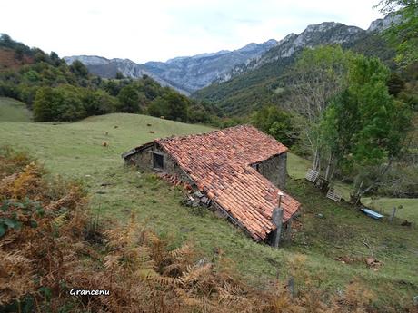 Les Bedules-Picu del Antiguu (Colláu Zorru)-Cazoli