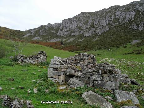 Les Bedules-Picu del Antiguu (Colláu Zorru)-Cazoli