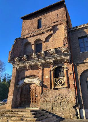LA ROMA DEL SIGLO X. LA NUEVA CIUDAD QUE SURGE DE ENTRE LAS RUINAS.