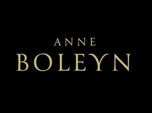 Reina Polémica y Polémica con la Actriz